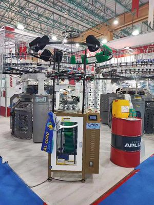 コンピュータ化肋骨編み機 2F-10F 反射型ワッフル帽子用のフィッダー