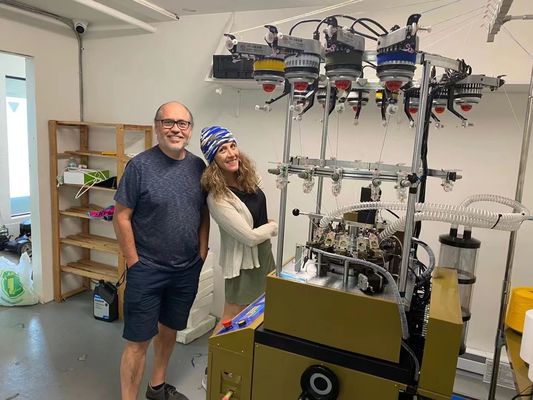 スポーツ帽子とスカーフのためのタッチスクリーン完全コンピュータ化されたジャッカルド編み機 325 KG