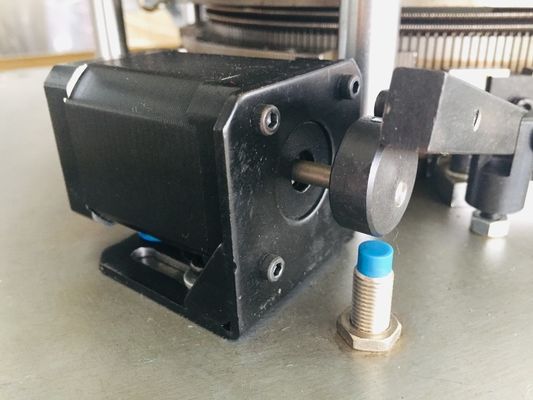 オペクによる多尺度の高速循環型防風帽子とスカーフ編み機