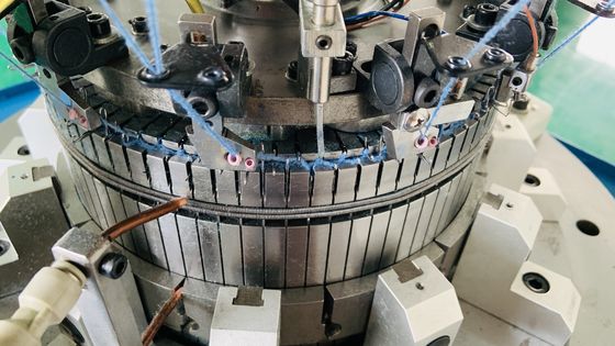 9インチ編み幅 770*650*1040mm 仕様を持つ円形編み機