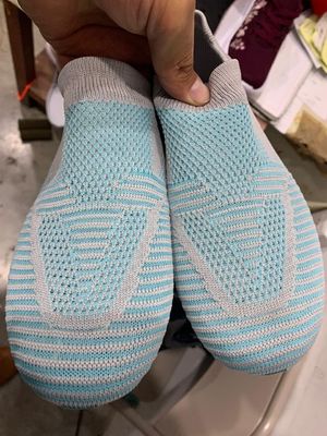 完全コンピュータ化 3D フライクニット シューズ 上部編み機 800 kg 生産能力