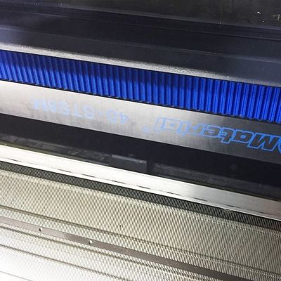 72インチ コンピュータ化されたジャッカードシステムを持つ完全自動セーター編み機