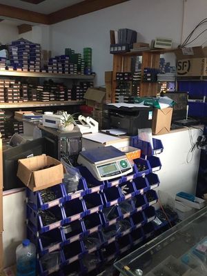 サービス後 ビデオ 技術サポート スワロー フラット ニットマシン用 ニット針 白
