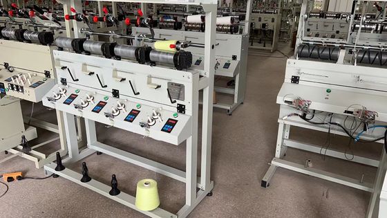 1100m/min 高速コーンからコーン巻き機 速さと生産のために白色