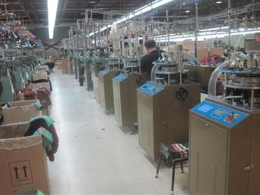 操作しやすい コンピュータ制御付きの円形帽子とスカーフ製造機